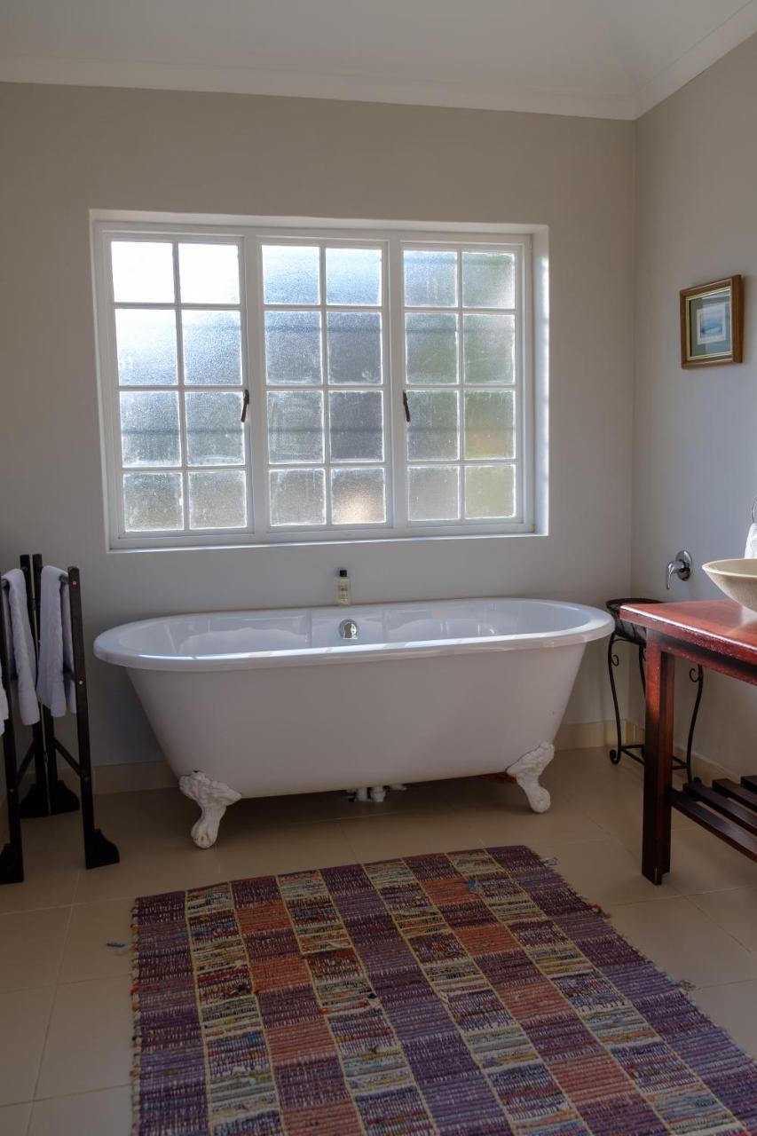 Constantia White Lodge Guest House Cape Town Exterior foto