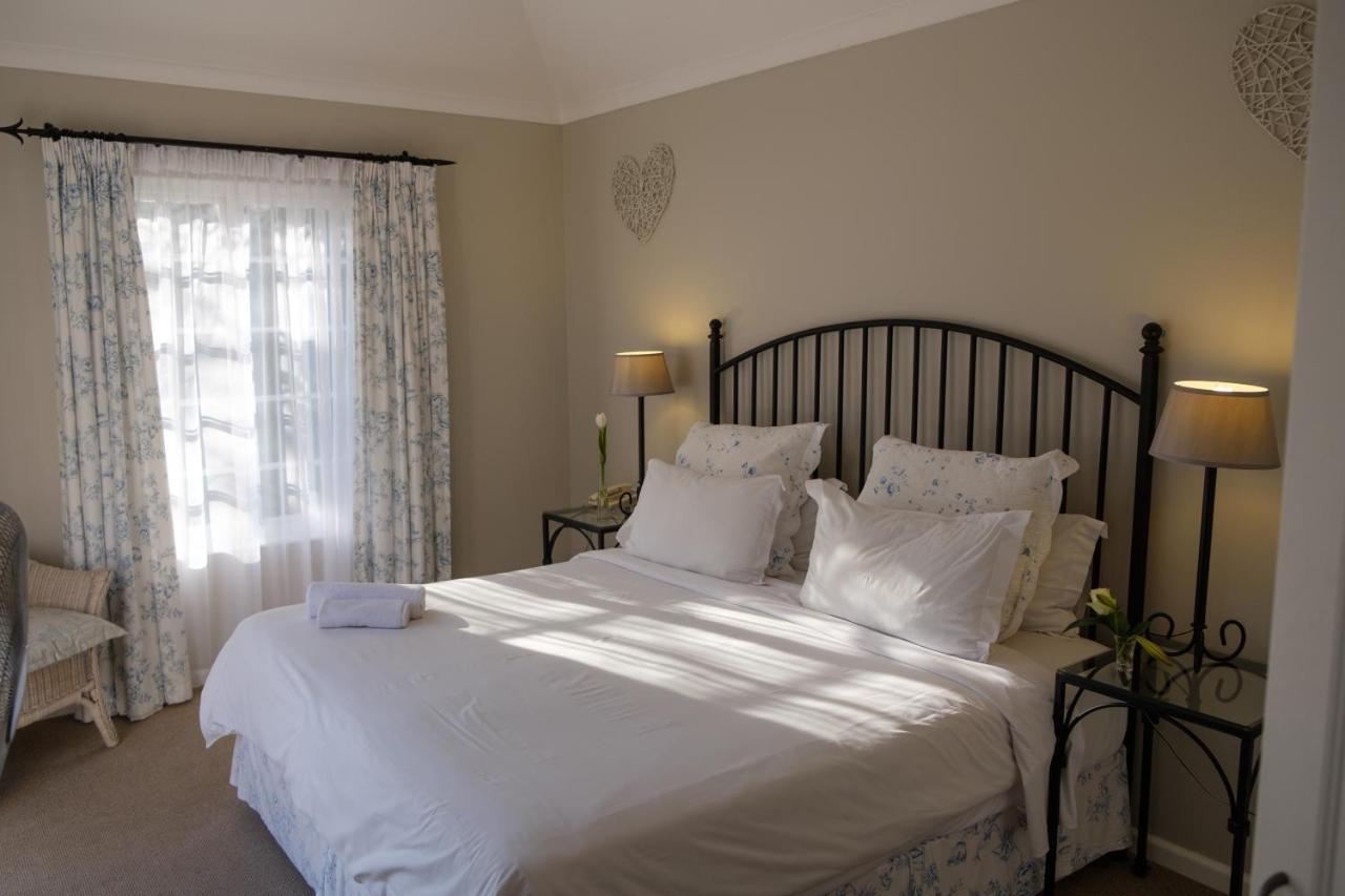 Constantia White Lodge Guest House Cape Town Exterior foto