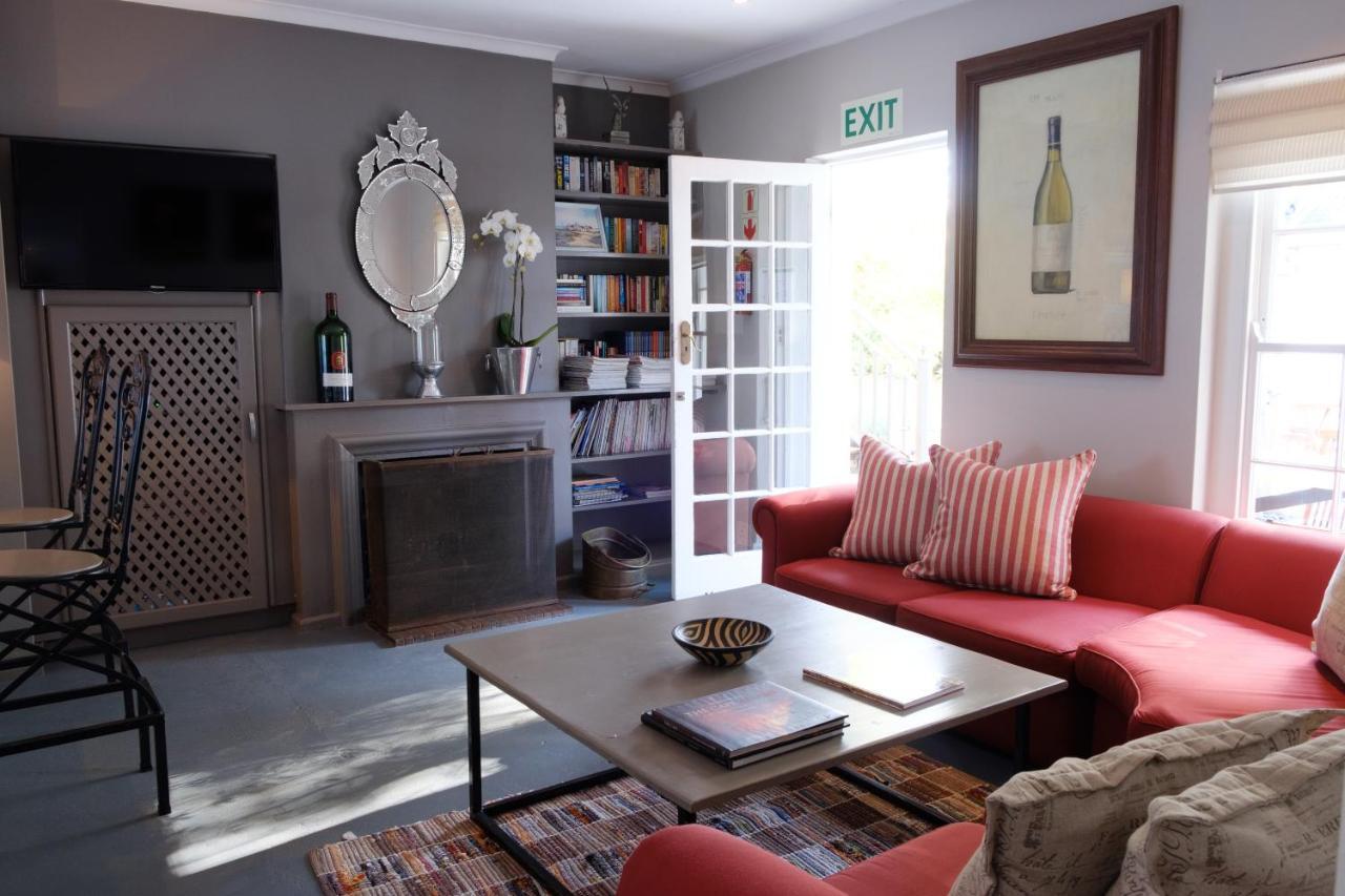 Constantia White Lodge Guest House Cape Town Exterior foto